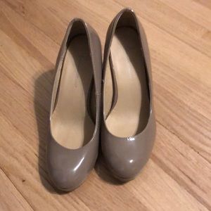 Lane Bryant beige heels
